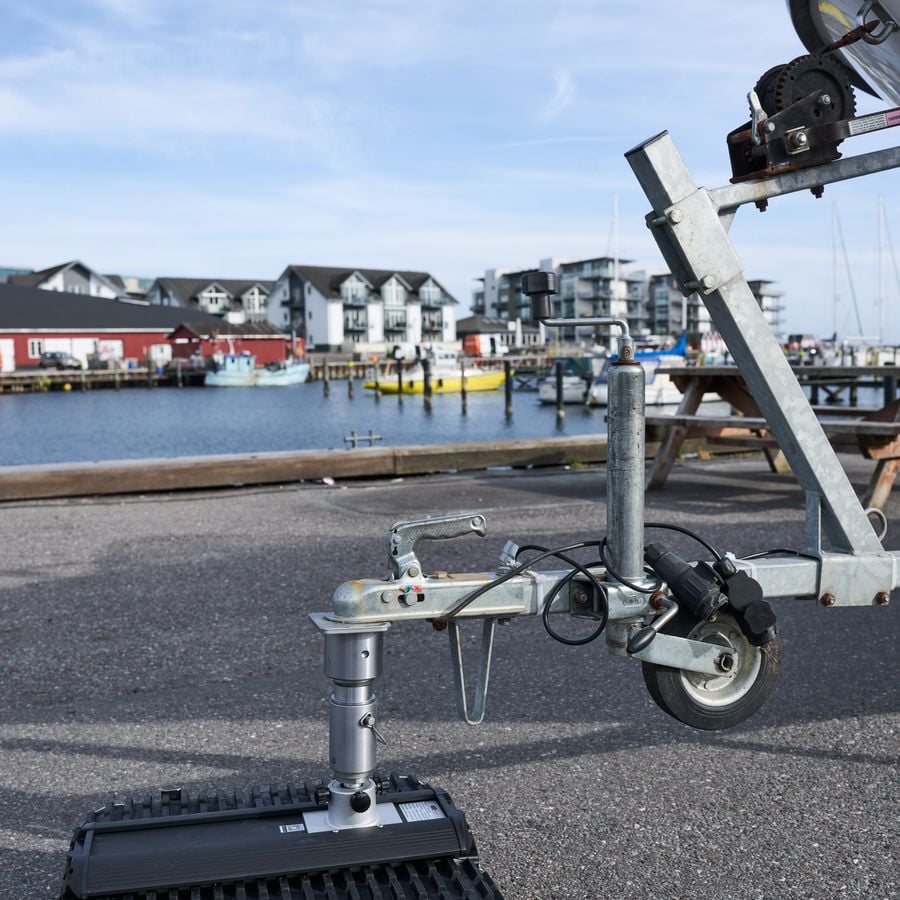 Robot Trolley ved bådtrailer i lystbådehavn